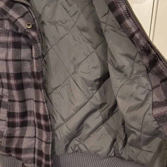 Roxy Black and Gray Checkered Vest - Picture 3 of 6